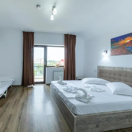 Yna Guest house 3*