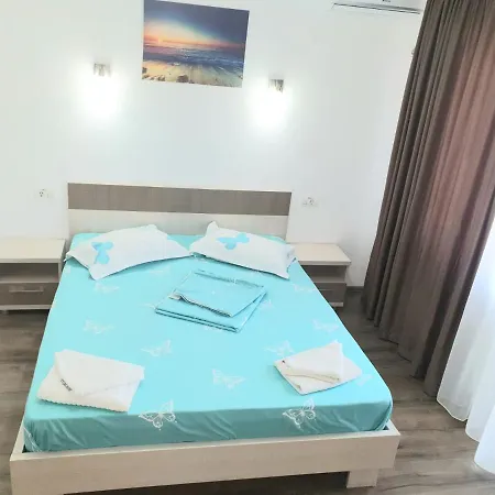 Yna Guest house